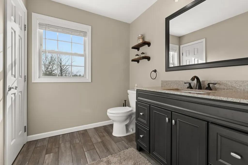 110 Sky View Drive Pelham NH 03076