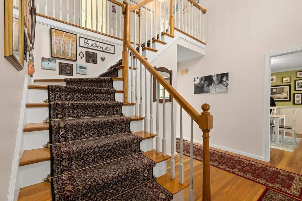 110 Sky View Drive Pelham NH 03076