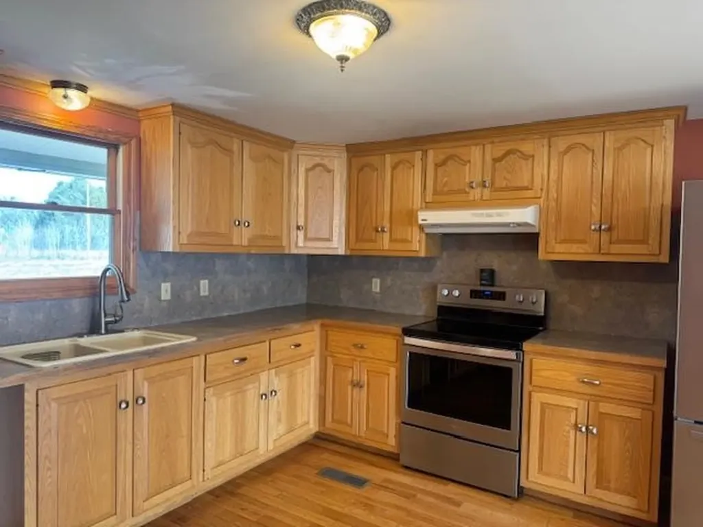 76 Woodbury Lane Lyndon VT 05851