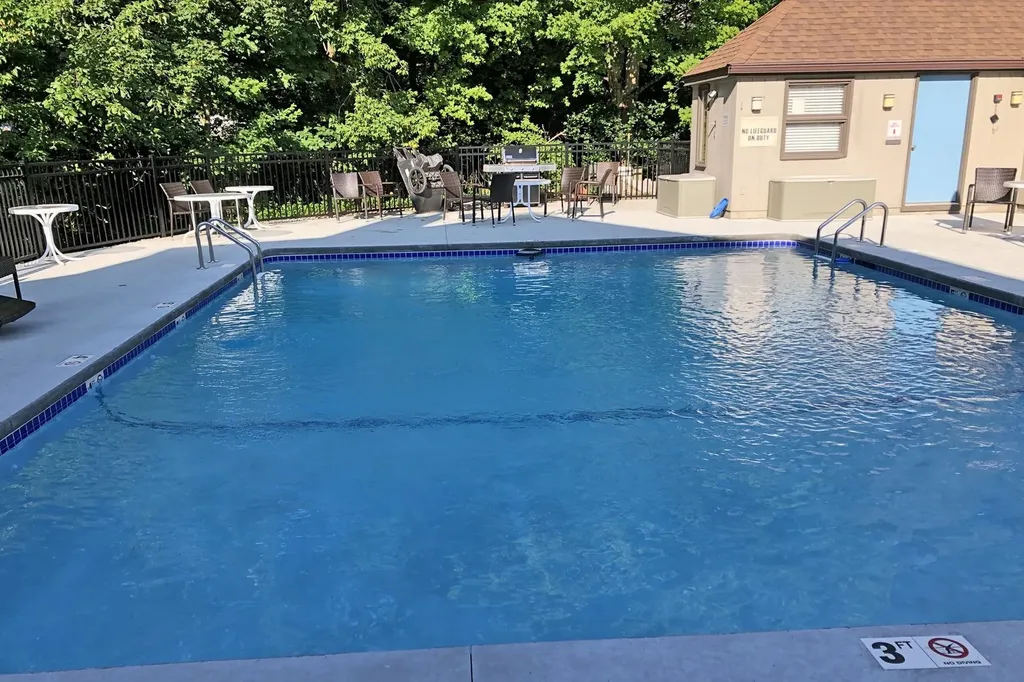 105 Brook Hollow Hanover NH 03755