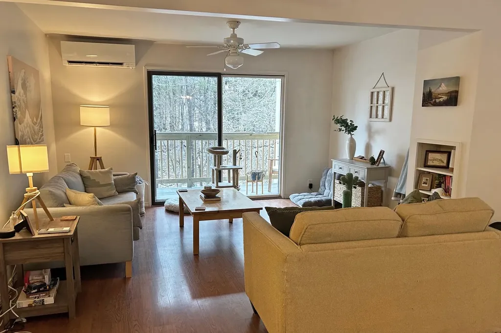 105 Brook Hollow Hanover NH 03755