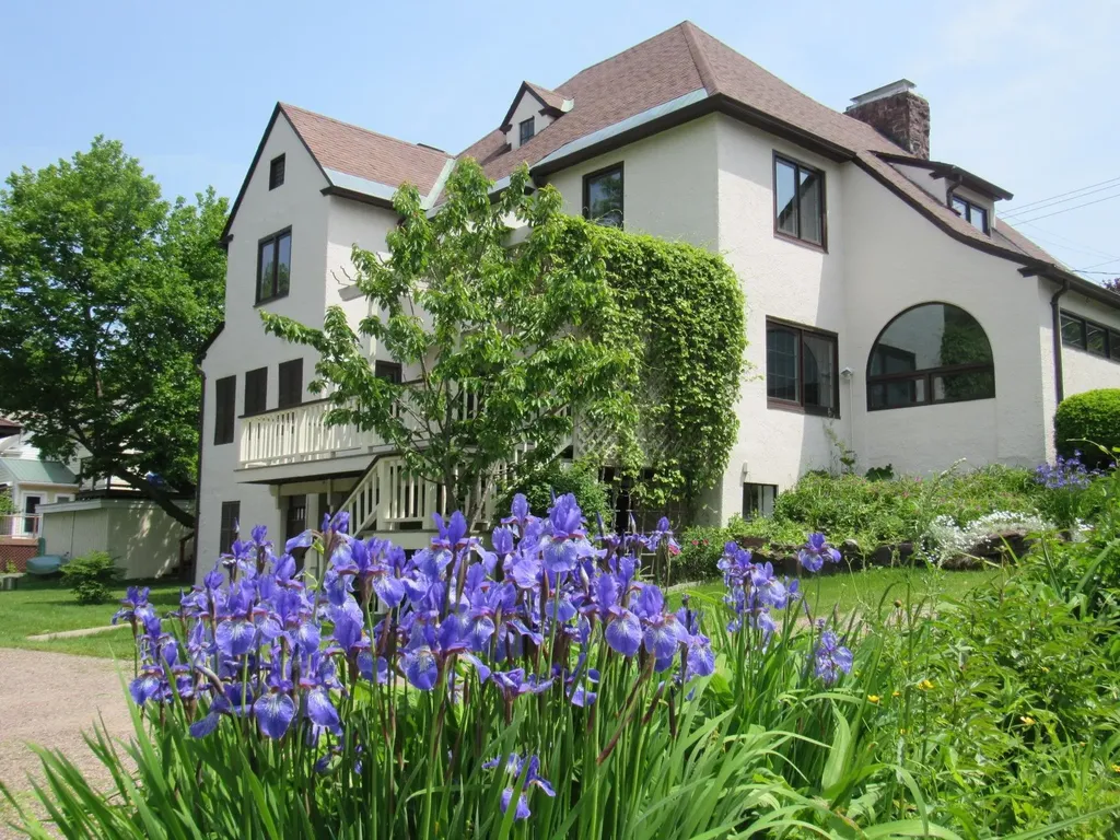 261 South Prospect Street Burlington VT 05401