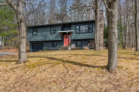 22 Greenbriar Drive Essex VT 05452