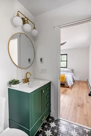 22 Greenbriar Drive Essex VT 05452