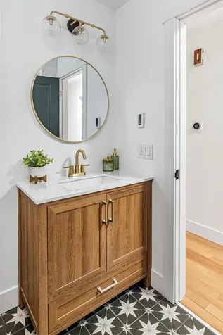 22 Greenbriar Drive Essex VT 05452