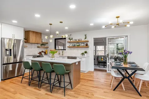 22 Greenbriar Drive Essex VT 05452