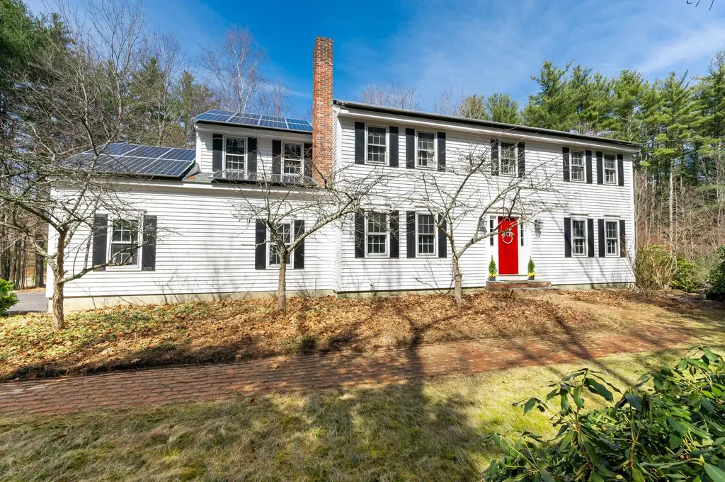 154 Witches Spring Road Hollis NH 03049