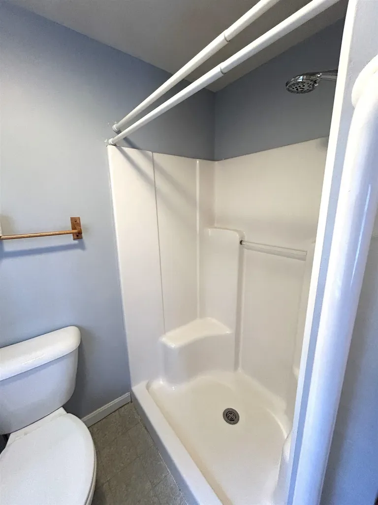 33 Meetinghouse Road Keene NH 03431