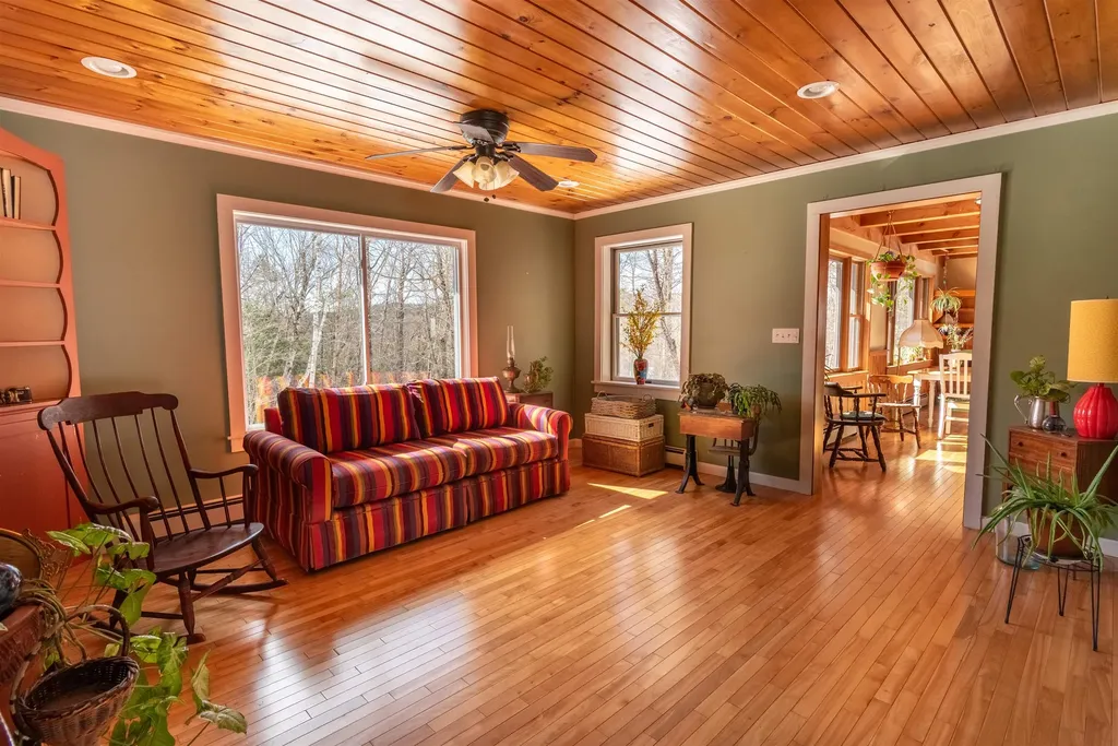 86 Prospect Hill Road Sunapee NH 03782