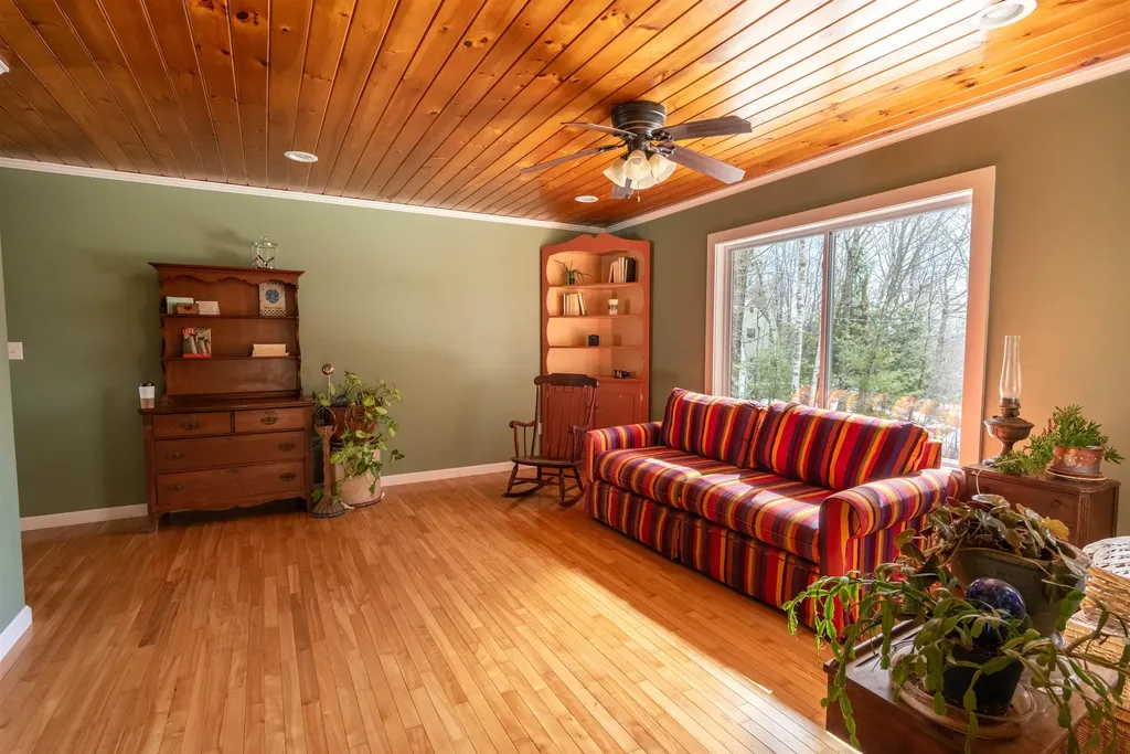 86 Prospect Hill Road Sunapee NH 03782