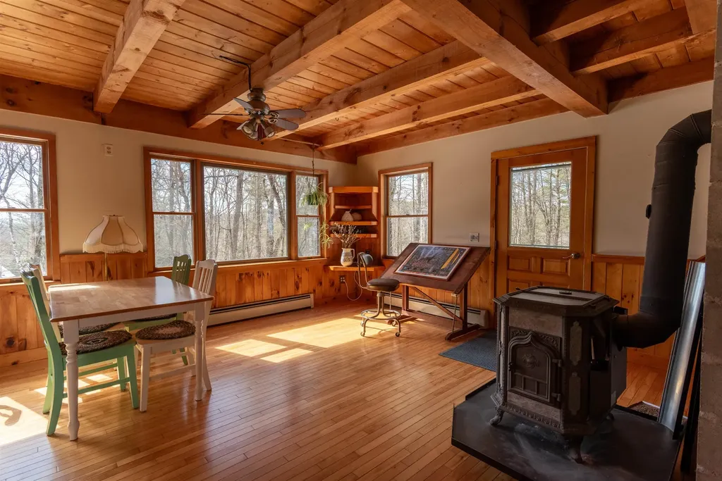 86 Prospect Hill Road Sunapee NH 03782