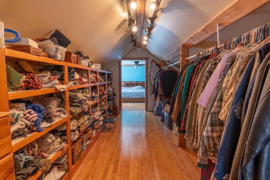 86 Prospect Hill Road Sunapee NH 03782