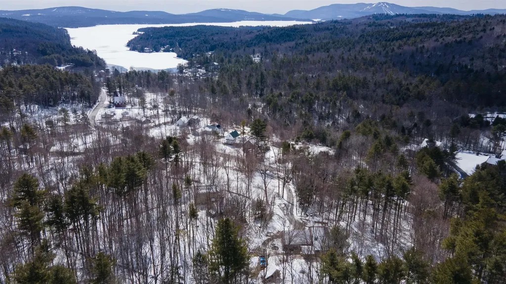 86 Prospect Hill Road Sunapee NH 03782