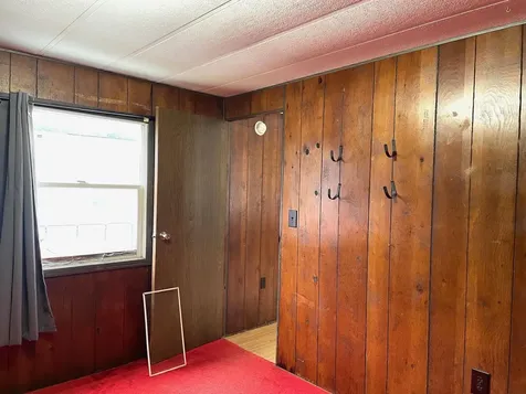 343 Old Lake Shore Road Gilford NH 03249