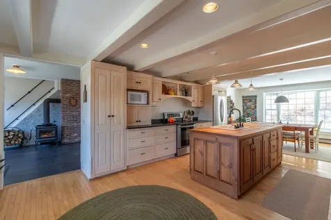 5118 Mack Mountain Road Cabot VT 05647