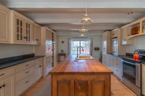 5118 Mack Mountain Road Cabot VT 05647