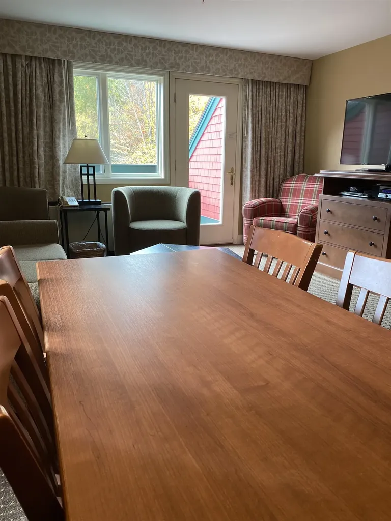 201/03 Qt.3, 89 Grand Summit Way Dover VT 05356