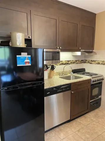 201/03 Qt.3, 89 Grand Summit Way Dover VT 05356