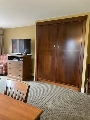 201/03 Qt.3, 89 Grand Summit Way Dover VT 05356