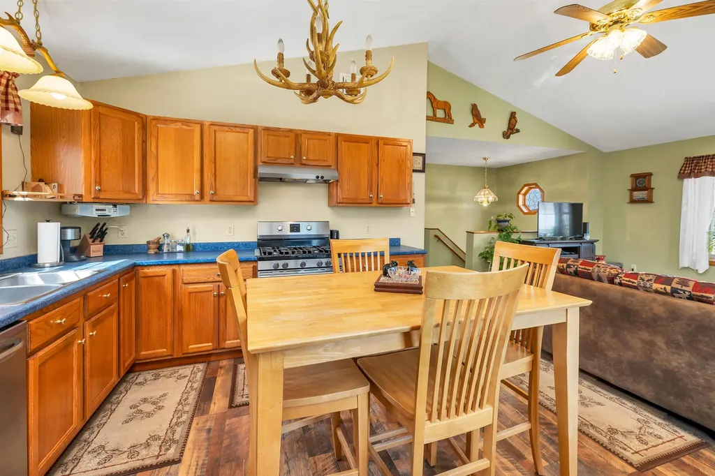 17 Ingalls Road Pittsfield NH 03263