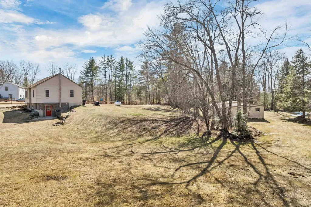 17 Ingalls Road Pittsfield NH 03263