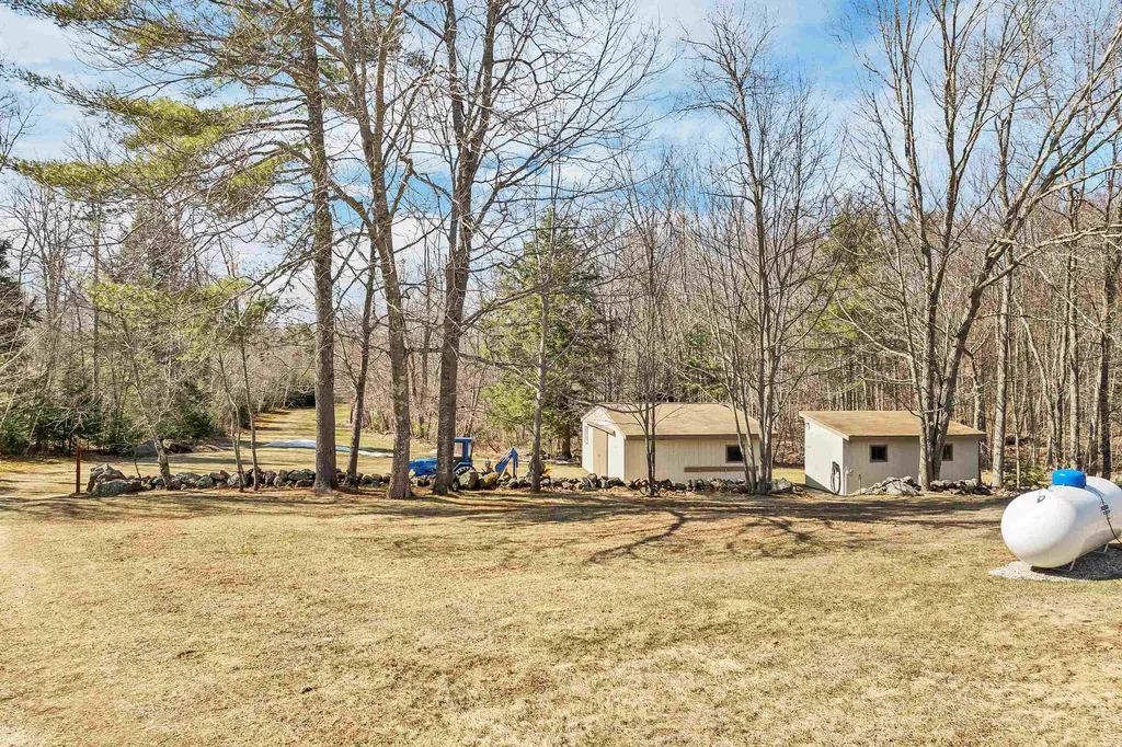 17 Ingalls Road Pittsfield NH 03263