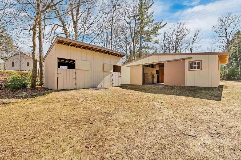 17 Ingalls Road Pittsfield NH 03263