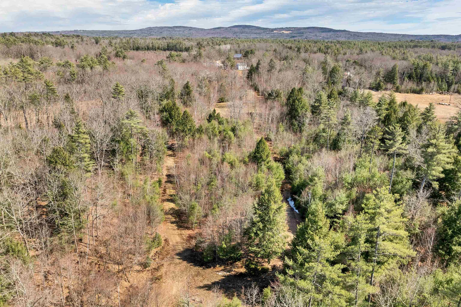 17 Ingalls Road Pittsfield NH 03263