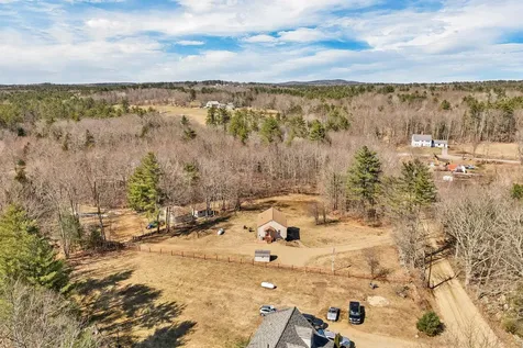 17 Ingalls Road Pittsfield NH 03263