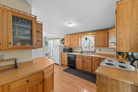 8 Leclaire Drive Milton VT 05468