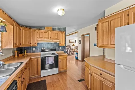 8 Leclaire Drive Milton VT 05468