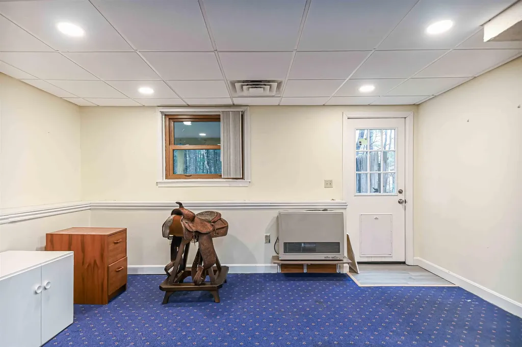 34 Cricket Lane Concord NH 03301