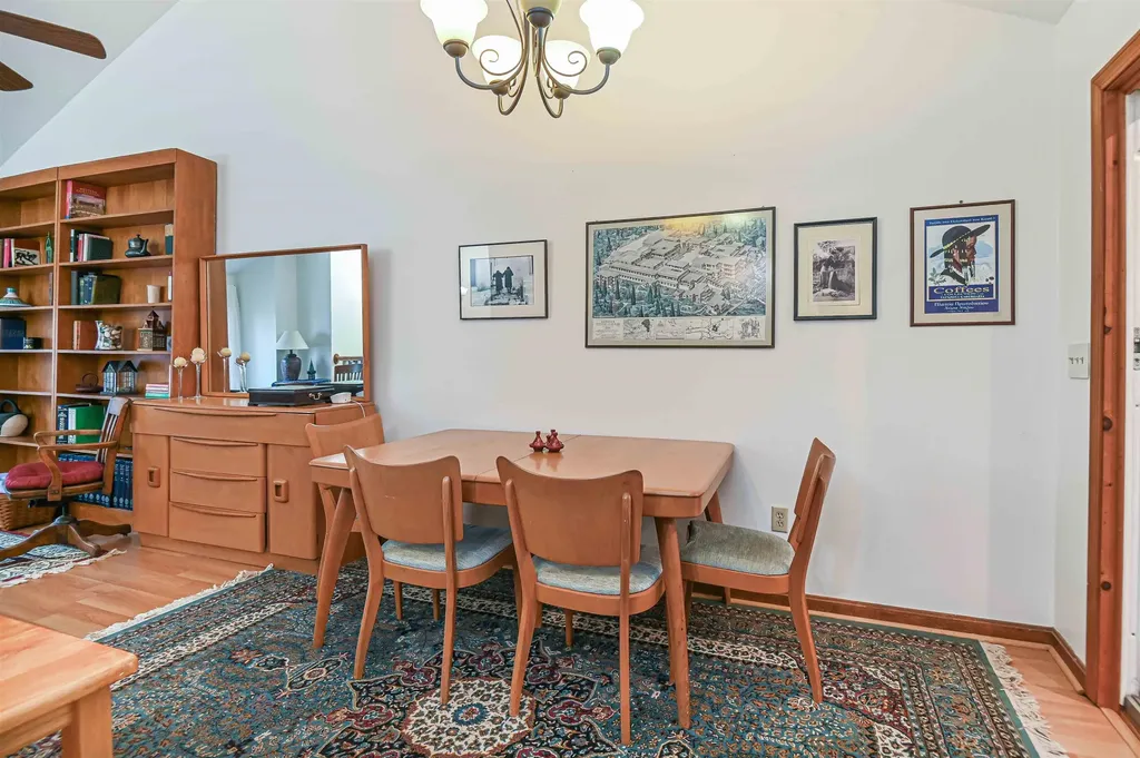 34 Cricket Lane Concord NH 03301