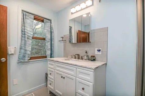 34 Cricket Lane Concord NH 03301