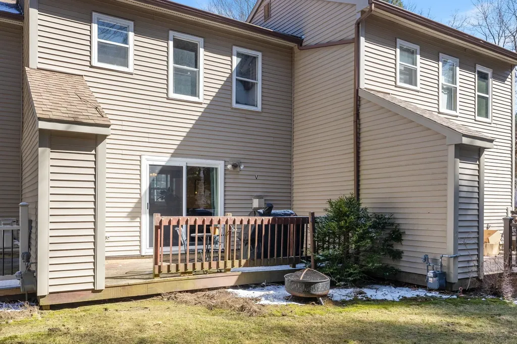 48 Chestnut Lane Colchester VT 05446