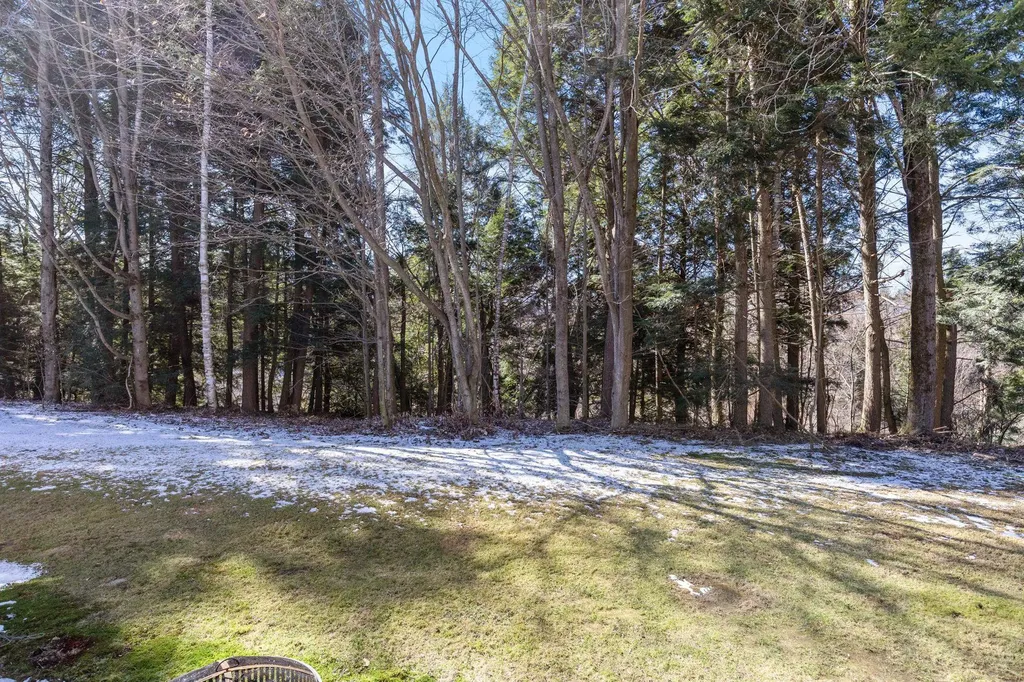 48 Chestnut Lane Colchester VT 05446