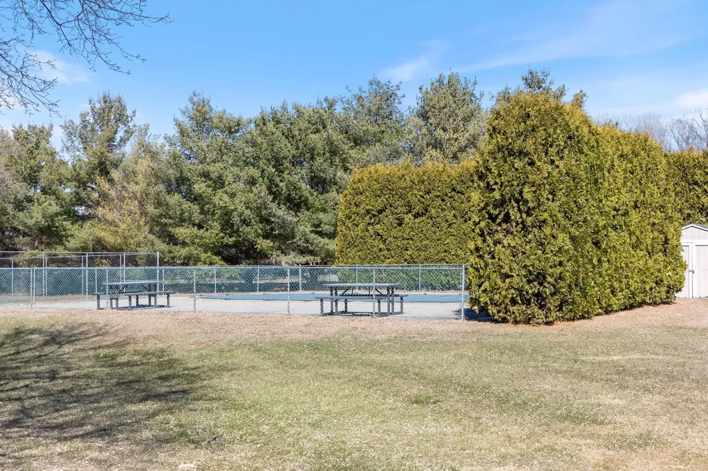 48 Chestnut Lane Colchester VT 05446