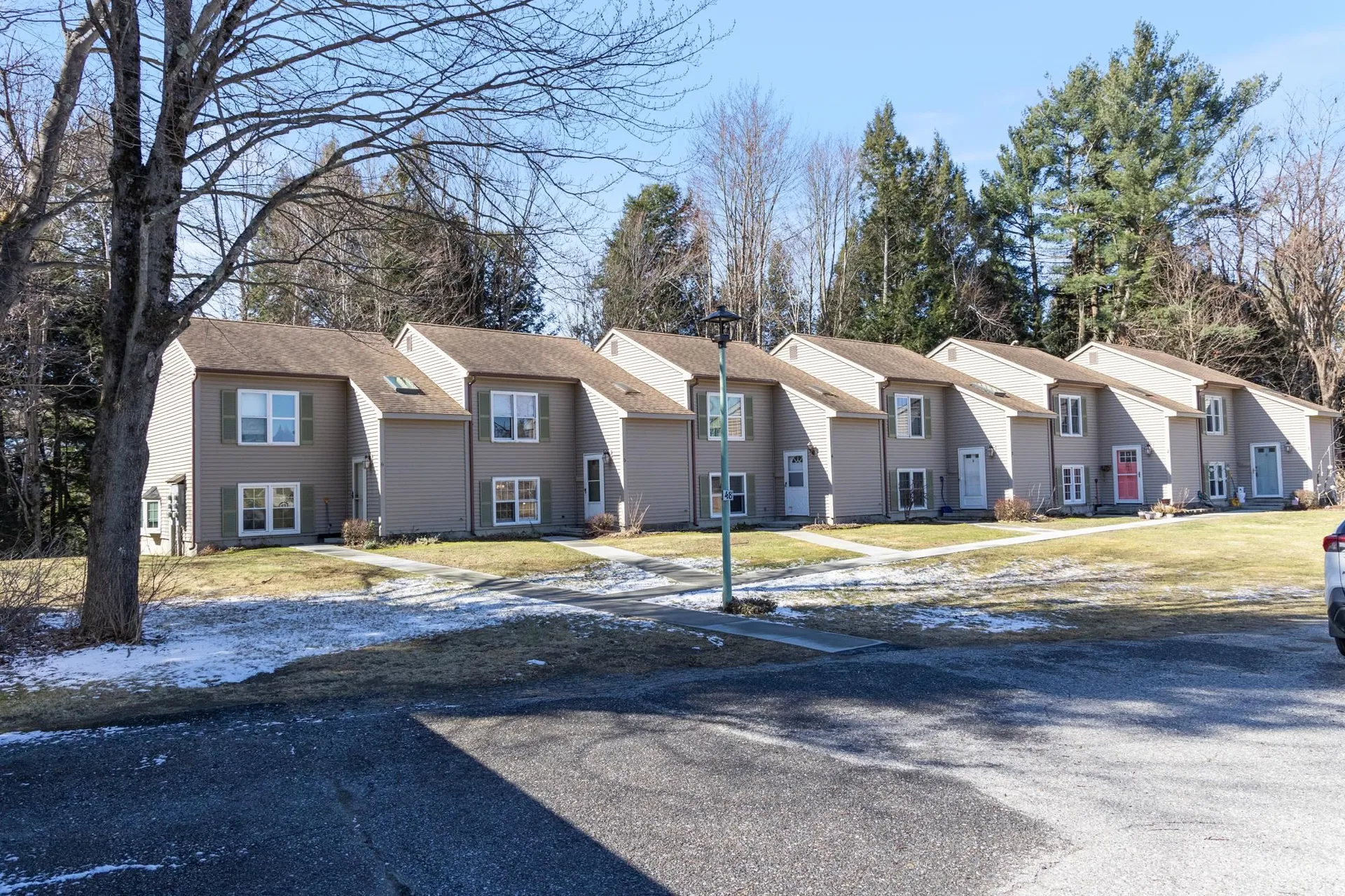 48 Chestnut Lane Colchester VT 05446