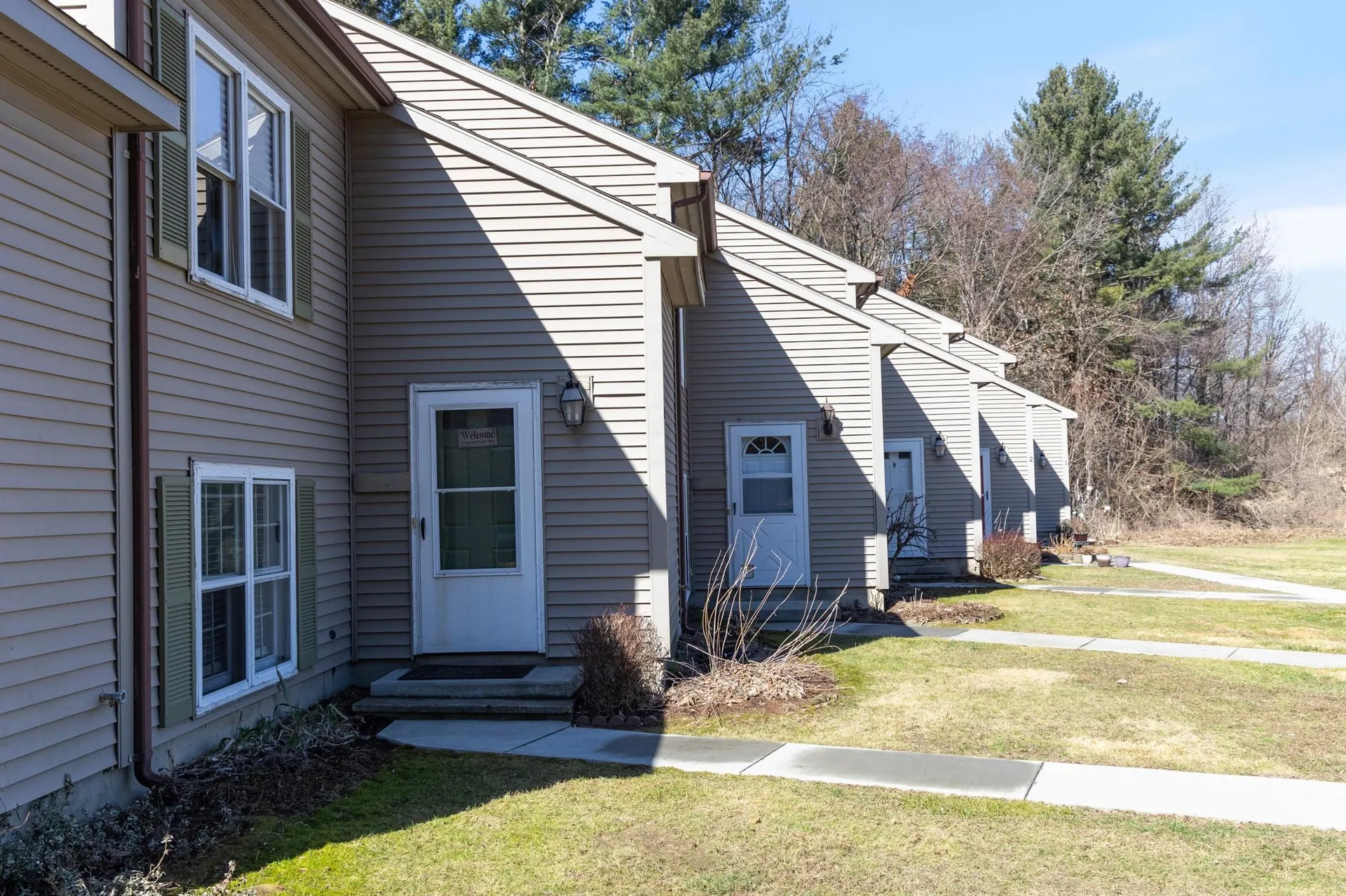 48 Chestnut Lane Colchester VT 05446