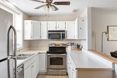 48 Chestnut Lane Colchester VT 05446