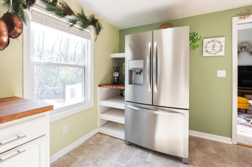 31 Boyle Lane Barrington NH 03825