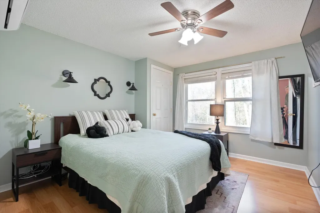 31 Boyle Lane Barrington NH 03825