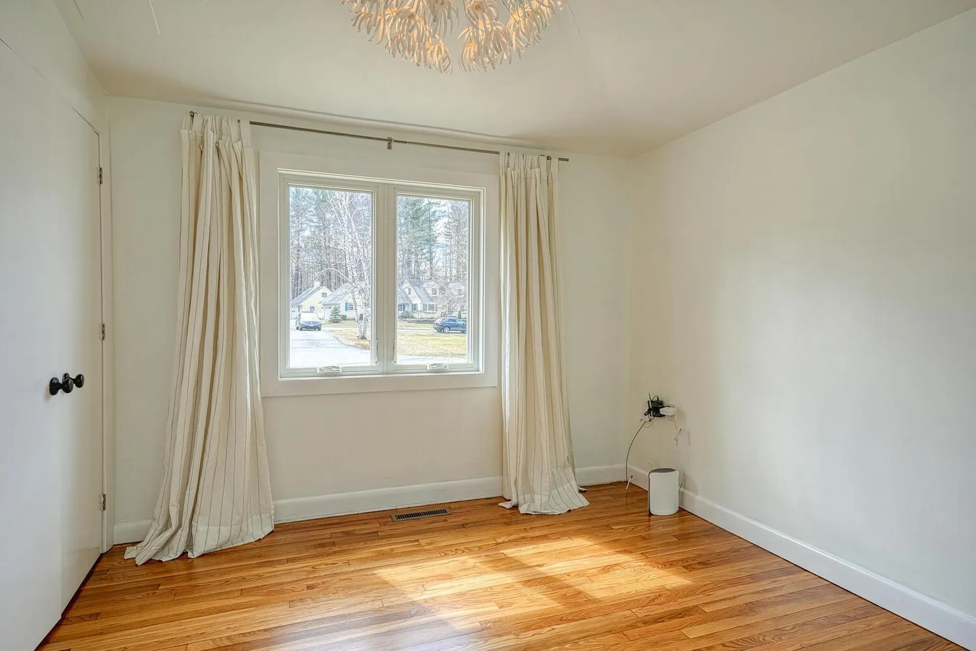 28 Tuttle Lane Dover NH 03820