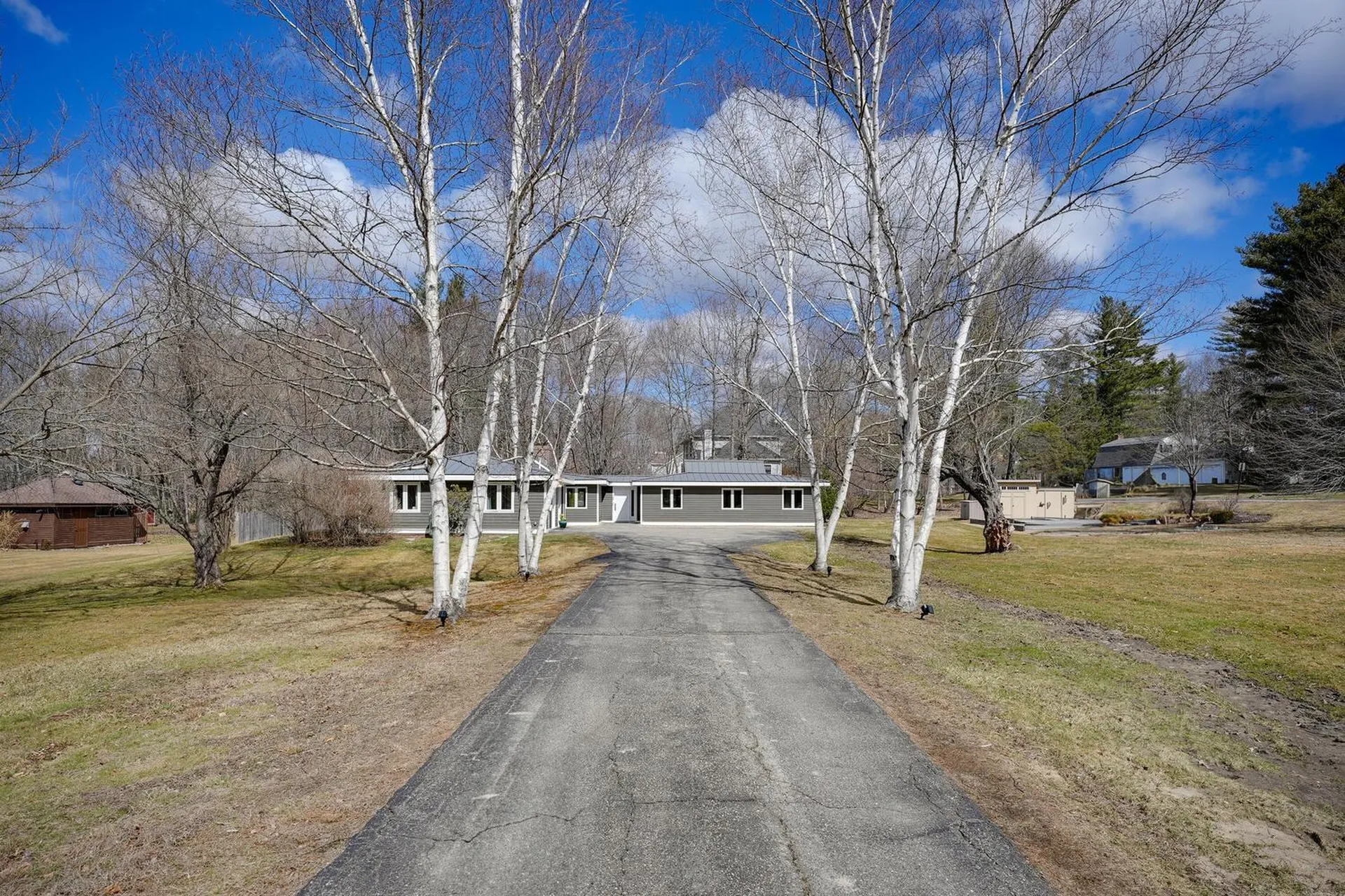 28 Tuttle Lane Dover NH 03820