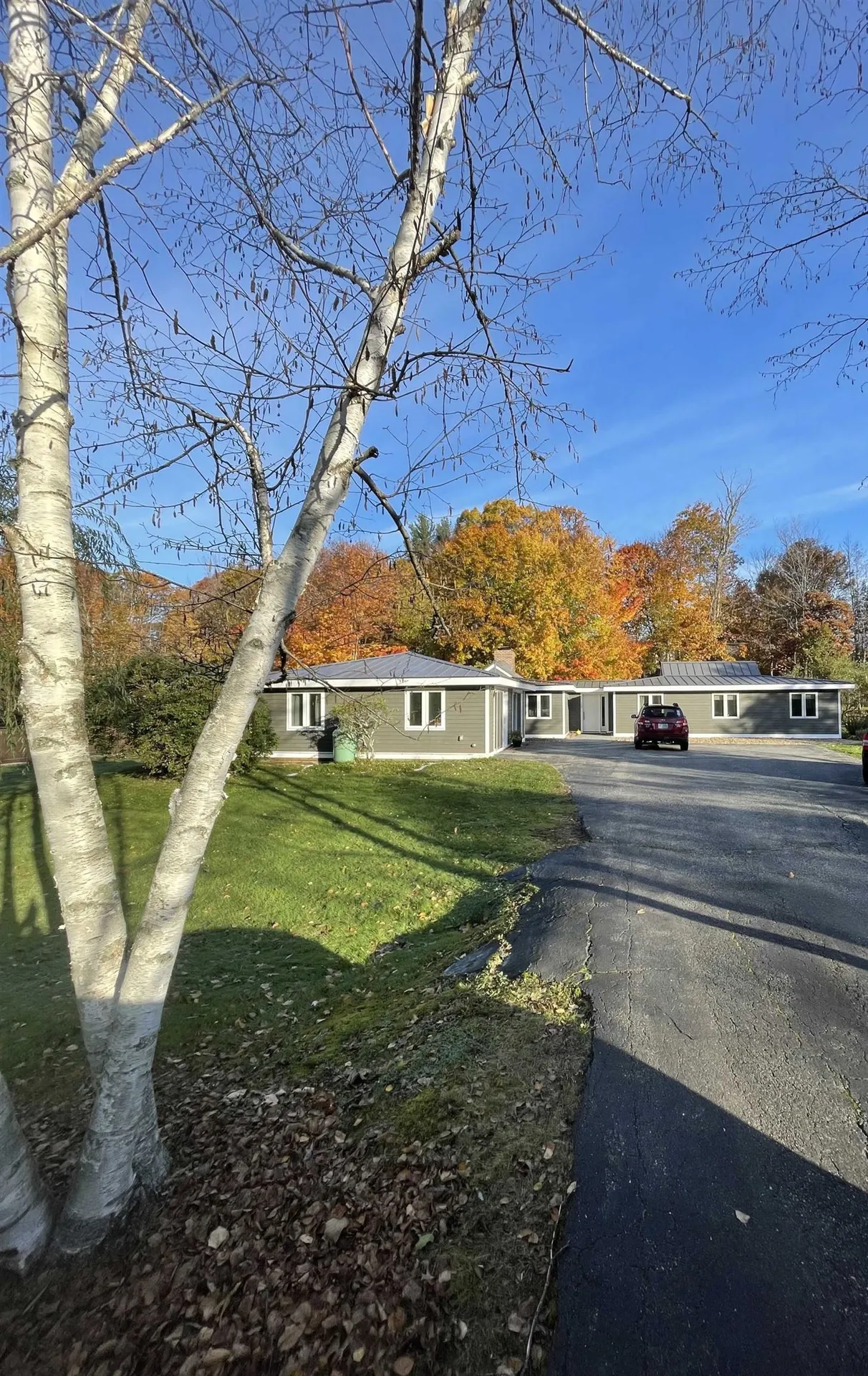 28 Tuttle Lane Dover NH 03820