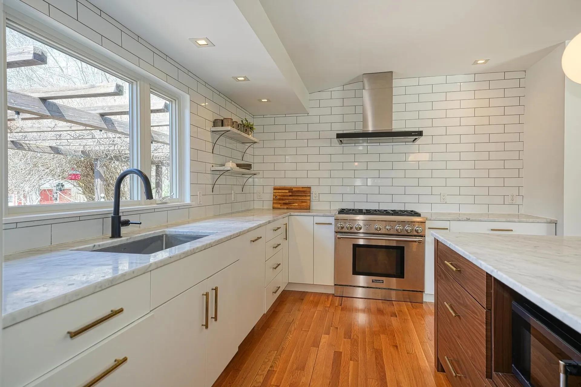 28 Tuttle Lane Dover NH 03820