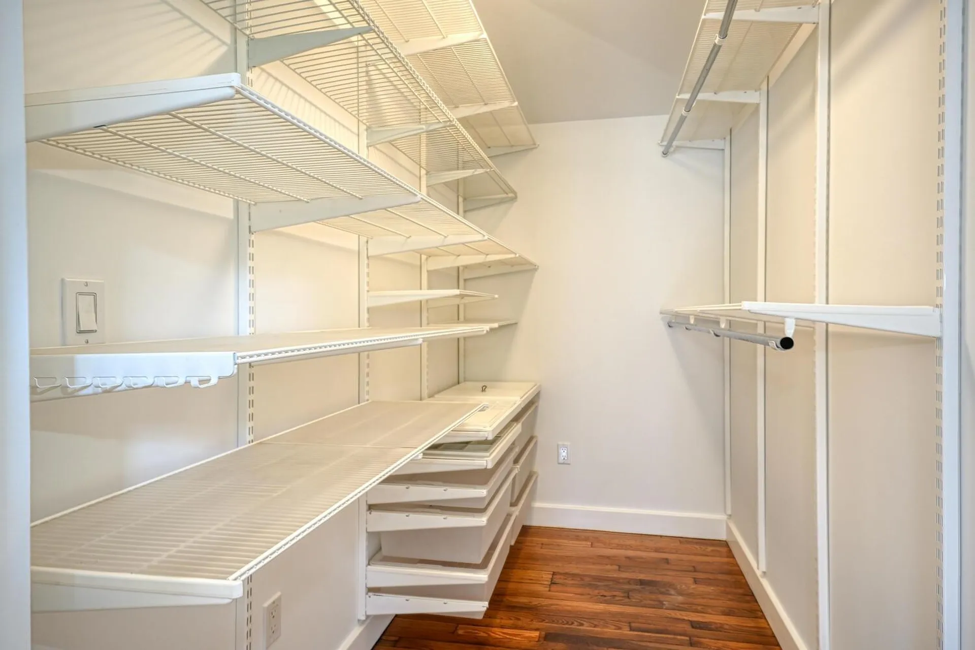 28 Tuttle Lane Dover NH 03820