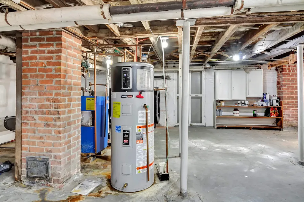 114 Harrington Avenue Rutland City VT 05701