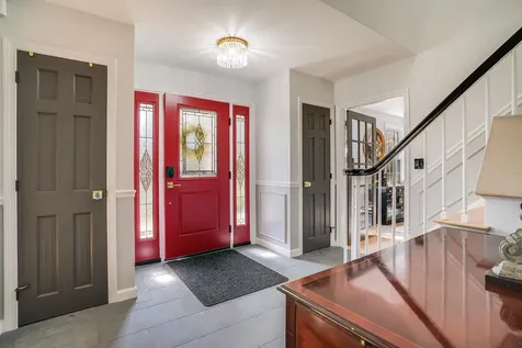 8 Stoneybrook Lane Salem NH 03079