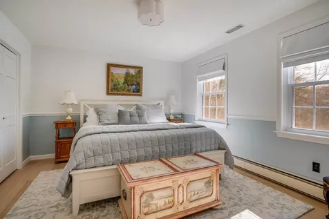 8 Stoneybrook Lane Salem NH 03079